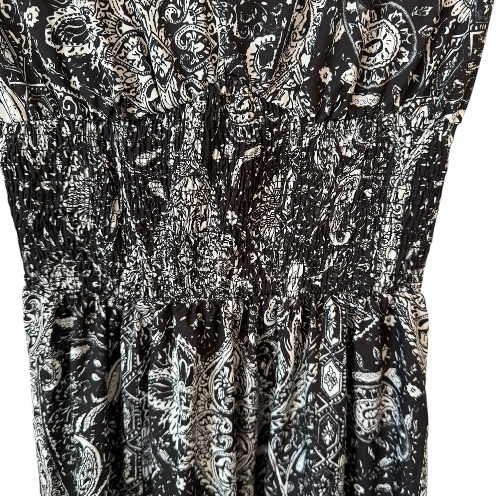 Black & White Stretch Maxi Dress - Picture 3 of 5